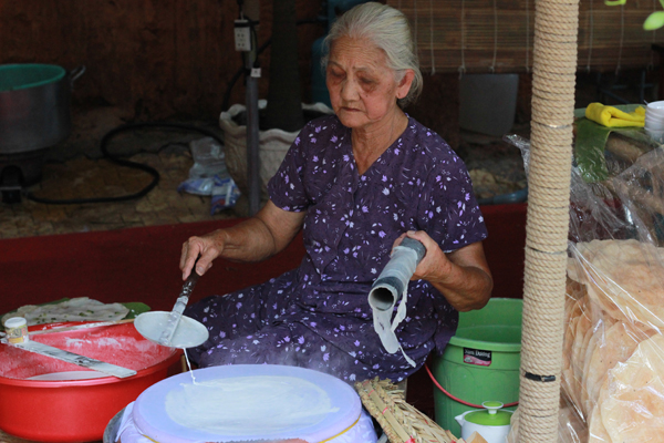Quy trình làm bánh đa nem làng Chều Quy trình làm bánh đa nem làng Chều